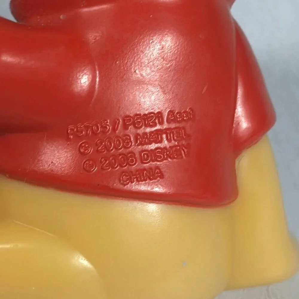 Winnie The Pooh 2.5” PVC Figure Cake Topper 2008 Mattel‎ P570S